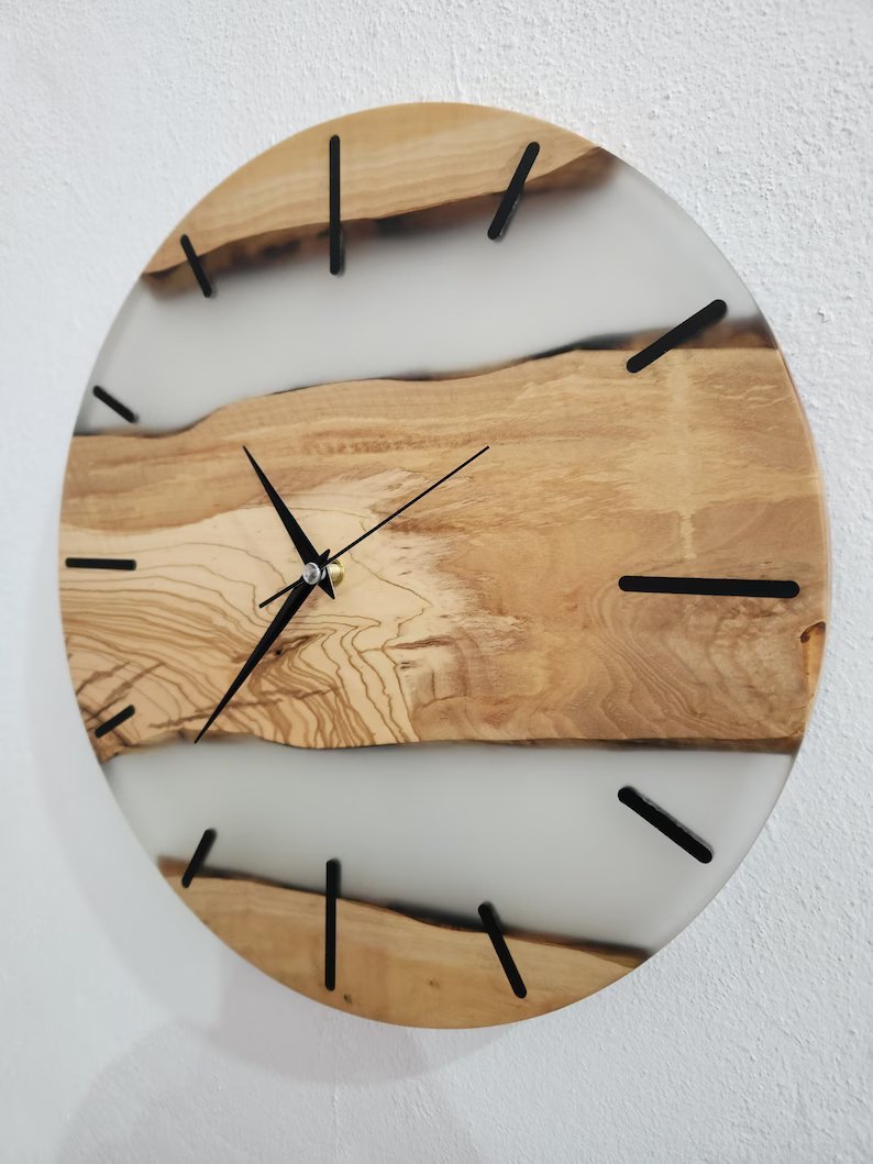 Resin Reverie Timepiece Epoxy Art